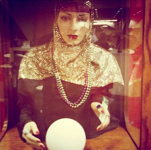 fortune teller, diamond mike, Gallery of diamonds, newport beach, 92660, why mom deserves a diamond